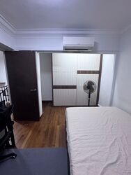 Blk 636 Woodlands Ring Road (Woodlands), HDB Executive #530748441
